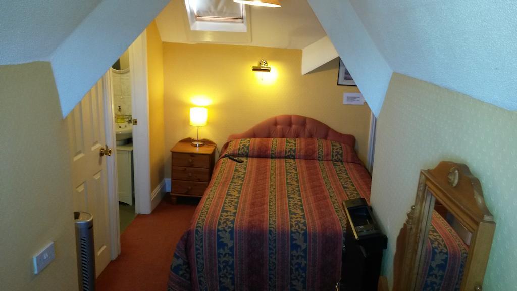 Menai Bank Hotel Caernarfon Rum bild