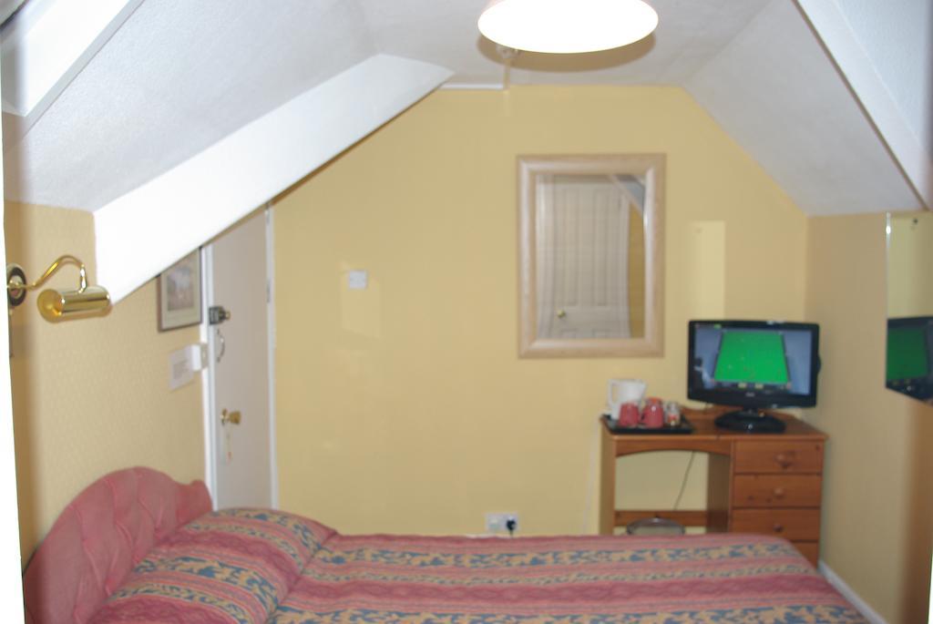 Menai Bank Hotel Caernarfon Rum bild