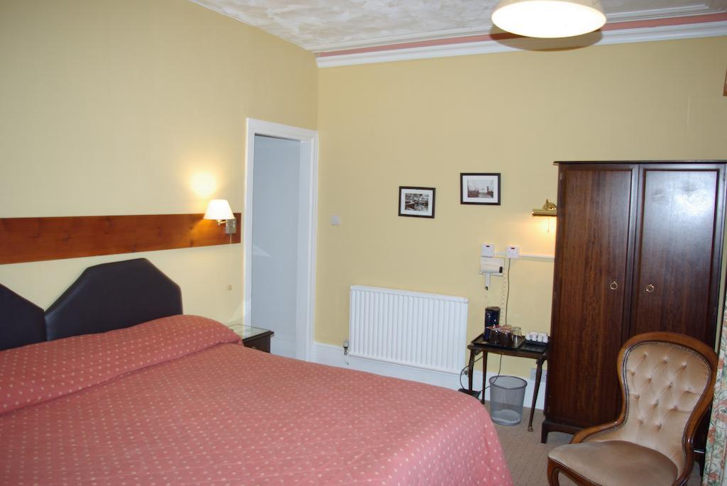 Menai Bank Hotel Caernarfon Rum bild