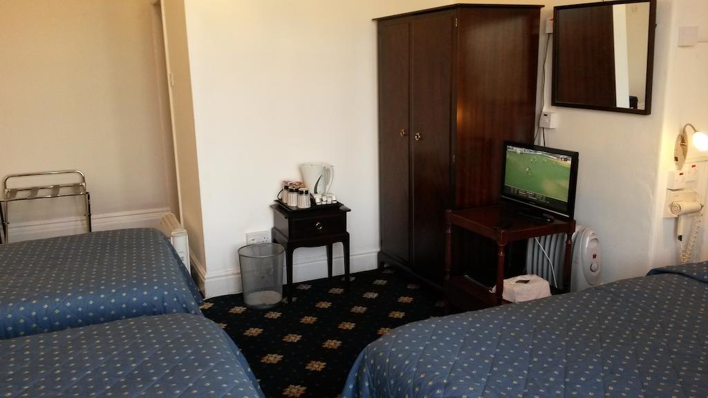 Menai Bank Hotel Caernarfon Rum bild